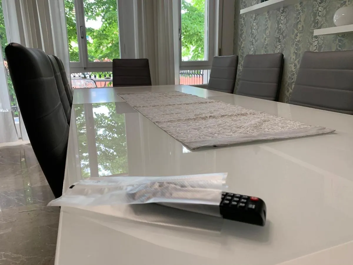 Riverview City Apartment Verona