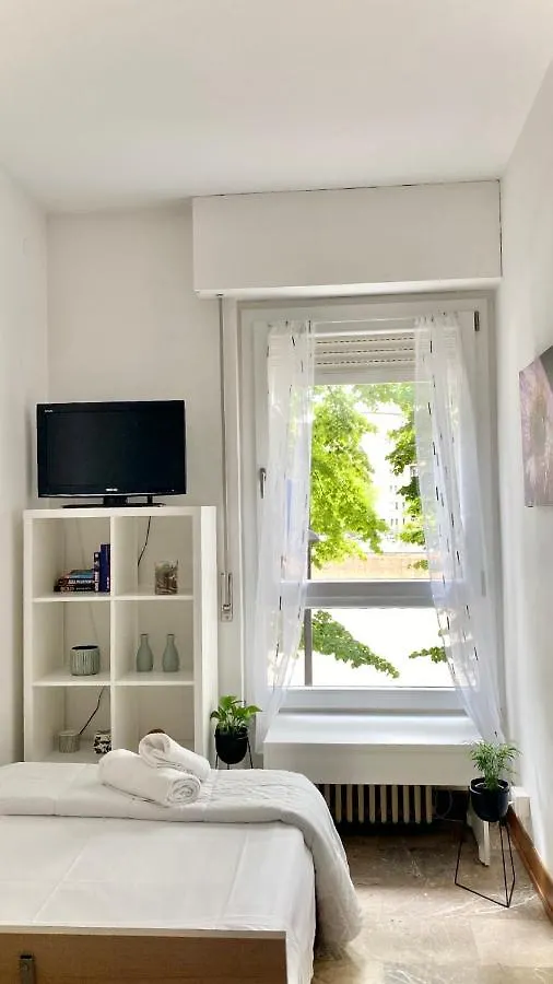 Riverview City Apartment Verona