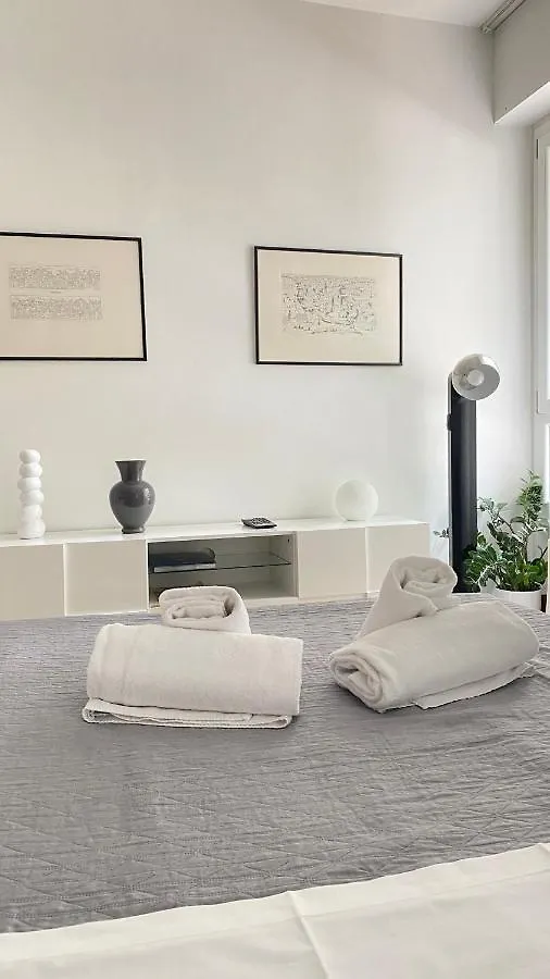 Riverview City Apartment Verona İtalya