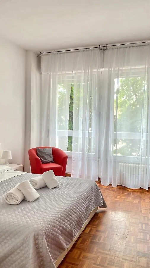 Riverview City Apartment Verona