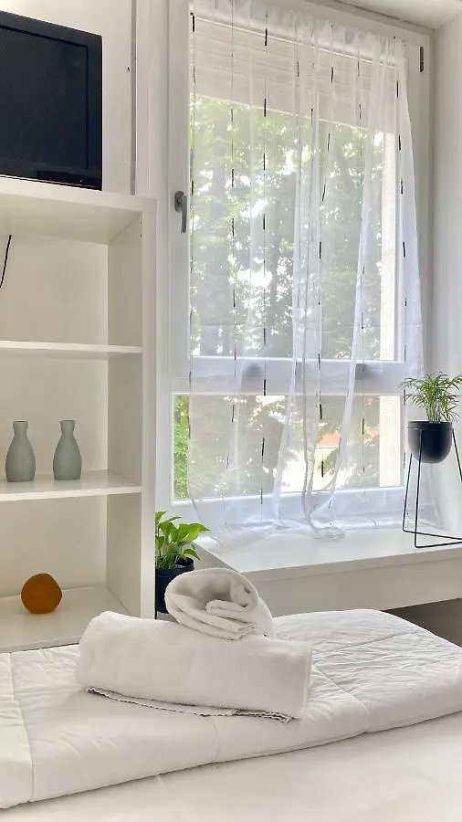Riverview City Apartment Verona 0*,
